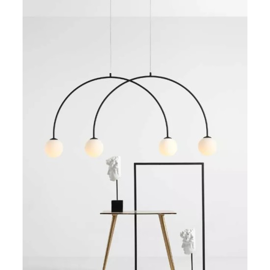 Pakabinamas šviestuvas LEA 4 LONG BLACK Pakabinamas šviestuvas LEA 4 LONG BLACK